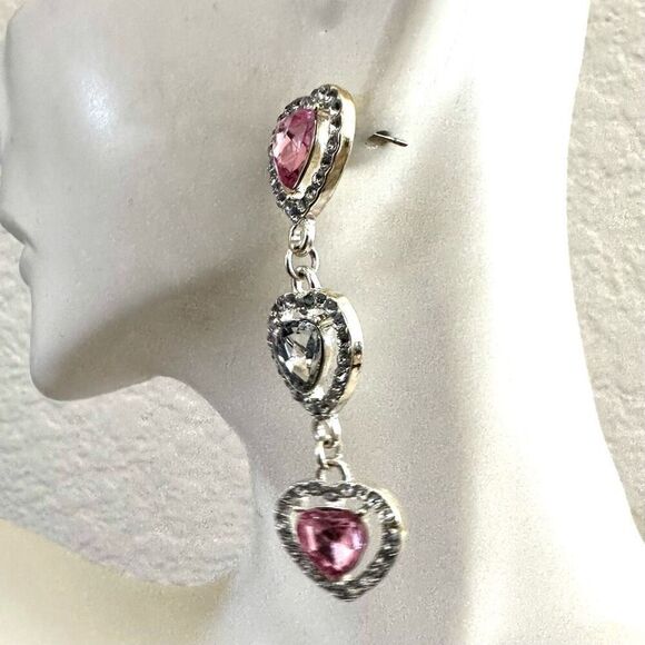 Pink rhinestone heart drop post earrings - Picture 4 of 6